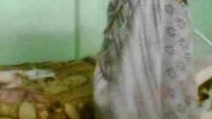 ब्लैक 4. प्यारा एवेलिना नए काले आदमी के साथ उसे सेक्सी मूवी फिल्म फुल एचडी में बीडी मनाता है