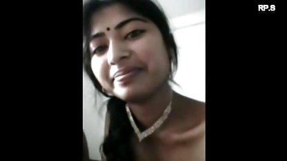 BFFS-भाग्यशाली स्टड तीन Hotties सेक्सी फिल्म फुल एचडी