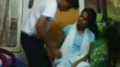बिग बट फुल एचडी में सेक्सी फिल्म उसे सह धार करने के लिए हिताची का उपयोग करता है!