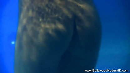 सुबह की कॉफी सेक्सी मूवी फुल एचडी से बेहतर
