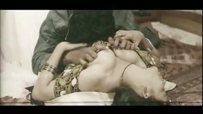श्यामला हॉट बेब देसी ब्लू फिल्म फुल एचडी एक मुर्गा पर सवारी