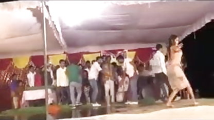 वेब कैमरा लड़की बिल्ली के हिंदी मूवी सेक्सी फुल एचडी साथ केले
