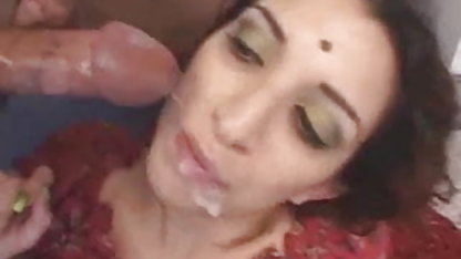 सुनहरे बालों वाली पत्नी बेकार है और सवारी सेक्सी हिंदी फुल एचडी