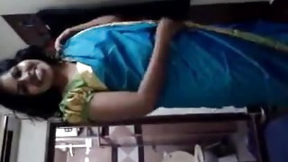 बड़े स्तन और आड़ू बिल्ली के फुल मूवी सेक्सी एचडी साथ युवा 18 साल पुराने किशोरों