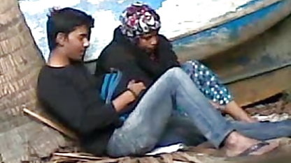 कैंपिंग पर सेक्सी वीडियो फुल एचडी मूवी छात्र