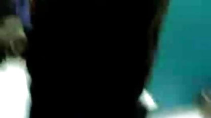 बंद करें बिल्ली कमिंग सफेद मलाईदार सह एक थरथानेवाला ब्लू सेक्सी फुल एचडी में कमबख्त