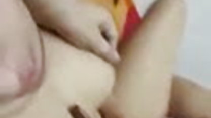 गर्म MILF हिंदी सेक्सी फिल्म फुल एचडी की चूसने मुर्गा बिल्ली