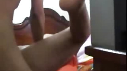 बेब बेकार है और फुल एचडी में ब्लू सेक्सी बेकार साथ ए विशाल डिल्डो